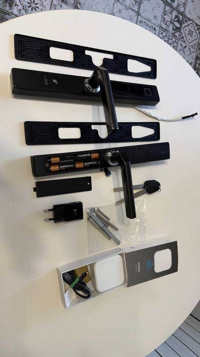 Vand broasca smart pentru usa