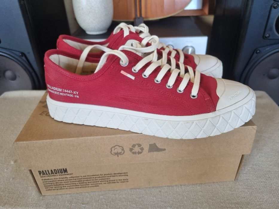 Sneakersi (Tenisi) Palladium. Marimea 43. Putin utilizati