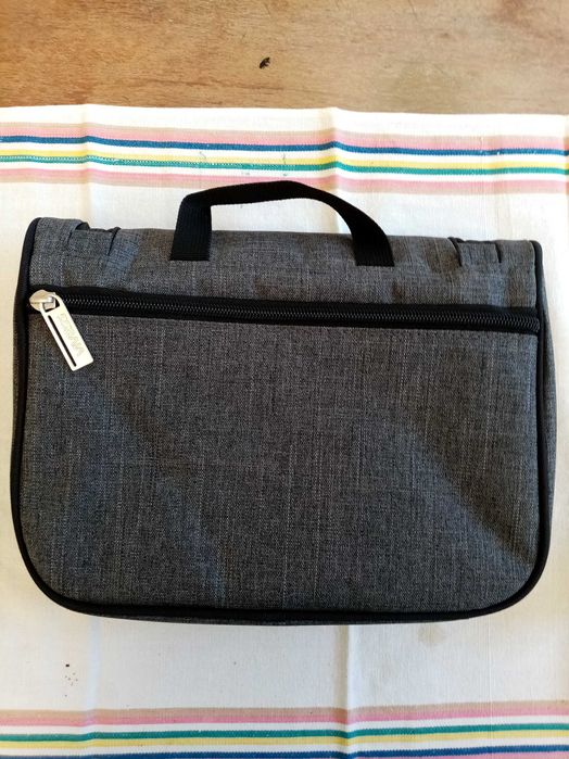 Geanta pentru articole de toaleta Vivess