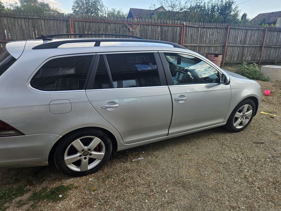 Volkswagen Golf 2011 diesel, 4.744 € — imagine 2