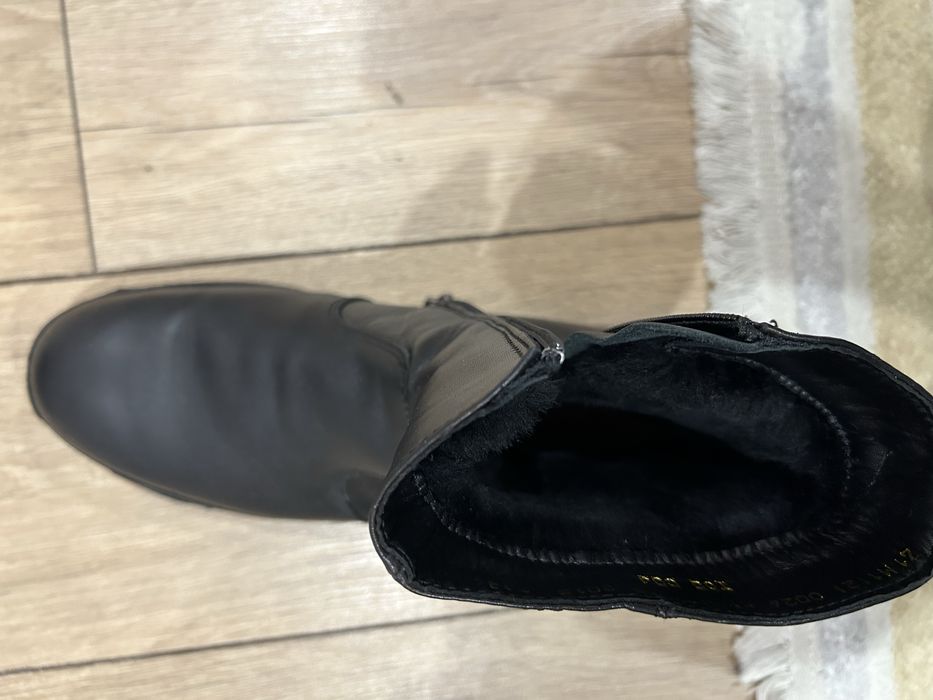 Продам зимние сапоги