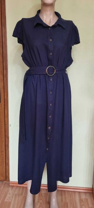 Rochie tip camasa, cu maneca scurta, midi lung, vascoza 81%, in 19%, marimea 18 uk, potrivita pentru l-xl.