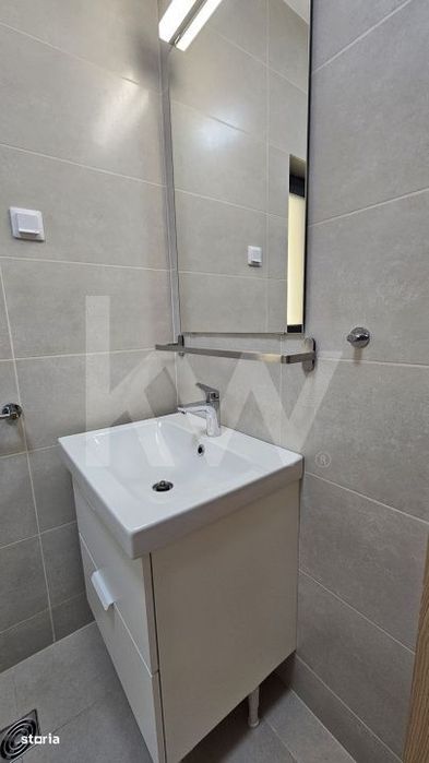 Casa moderna de inchiriat, cu garaj generos – Tocile, Sadu