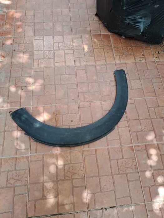 Overfender bandou dreapta fata Mini Cooper Clubman R55 an 2010-2014