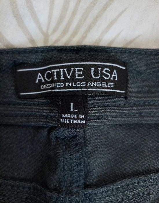 Pantaloni scurti Active USA marime L