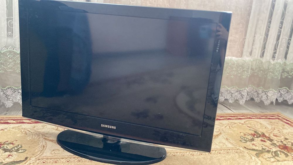 Продам телевизор