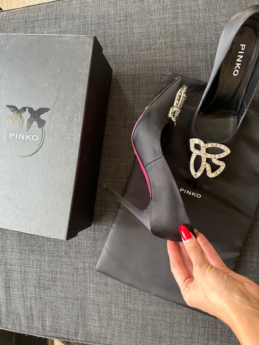 Pinko - елегантни дамски обувки