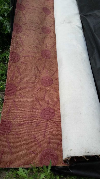 Продаю ковролан большой недорого