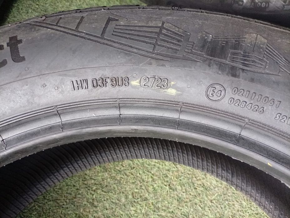 235 55 18 Continental AllSeason