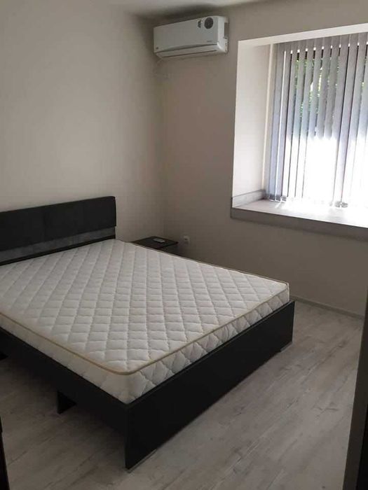 Дава се под наем Тристаен апартамент в Пловдив, Център - 110 кв.м за 714 € - Снимка #5