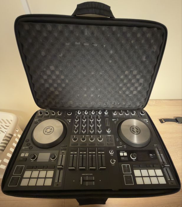 Traktor s4 mk3 native instruments