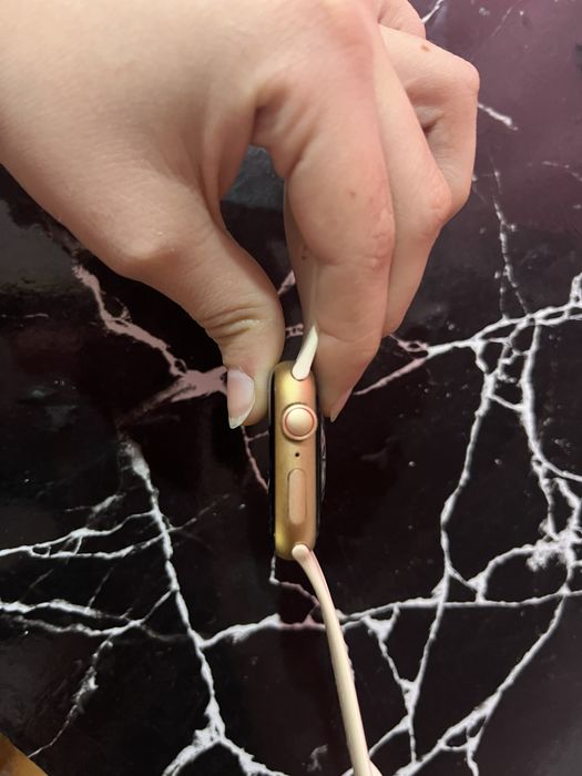 продаем apple watch