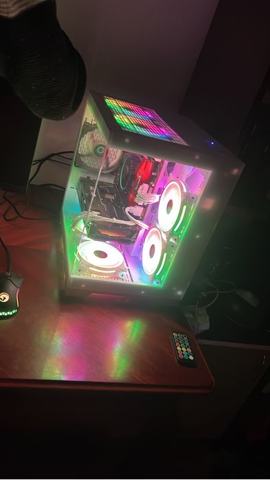 NOVRIX asamblare calculatoare premium