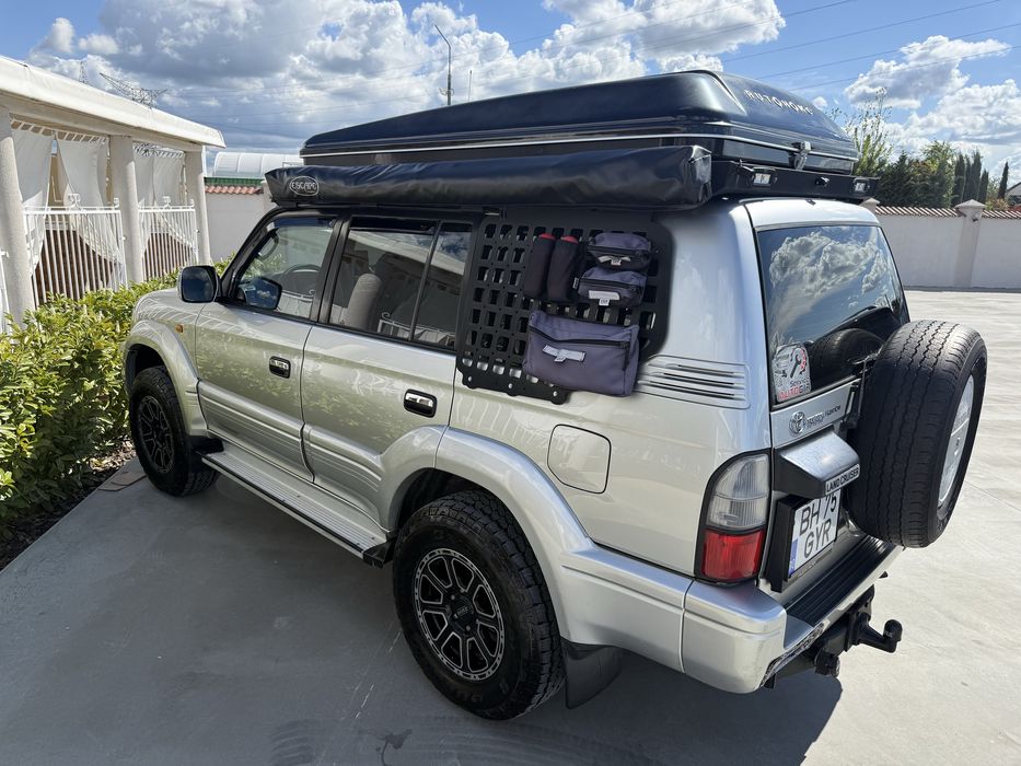 Toyota Land Cruiser Overlanding