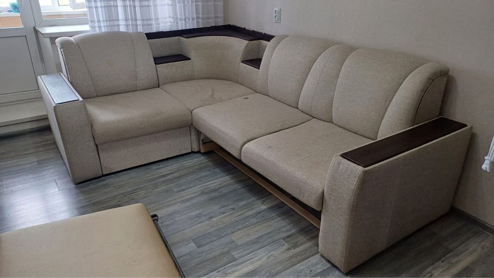 Угловой диван