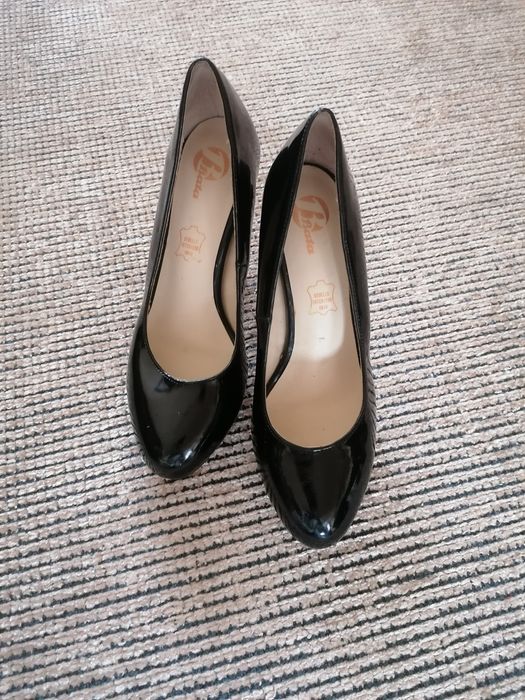 Pantofi cu toc 35