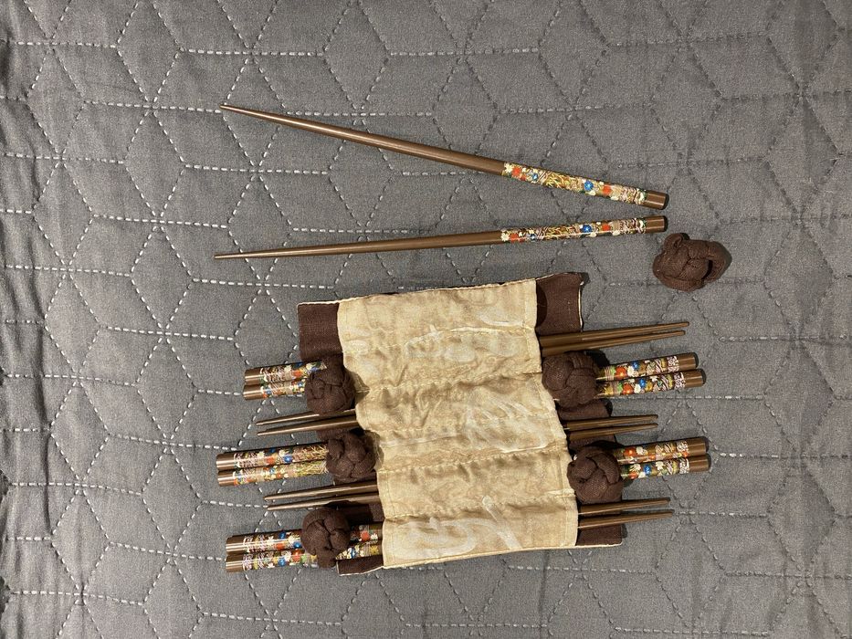 Set chinezesc cu chopsticks