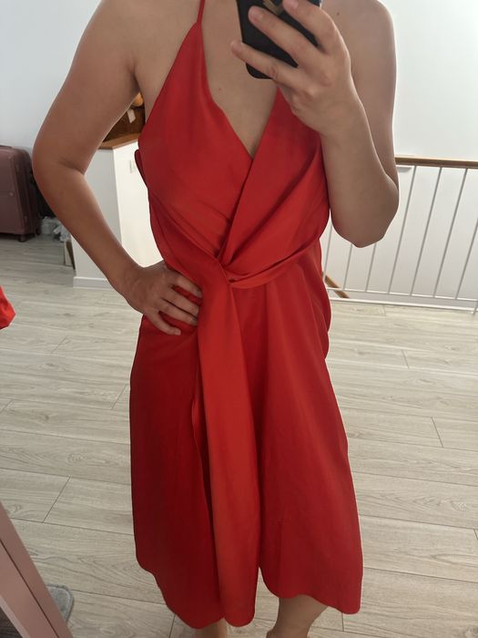 Rochie rosie impecabila