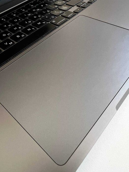 MacBook Pro 16” 2019 | i7 | 16GB RAM | 512GB SSD | Defect ecran