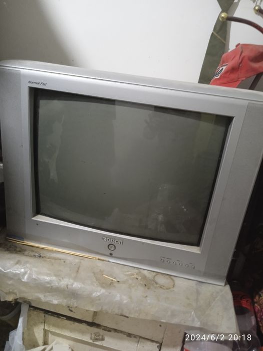 Б/у, продаётся трубы пластик, чугунный, газовая плиталита