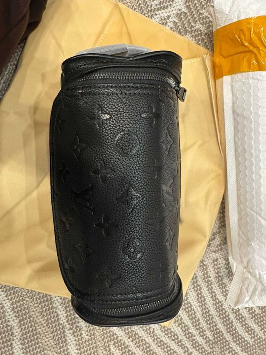 Louis Vuitton Косметичка дорожная