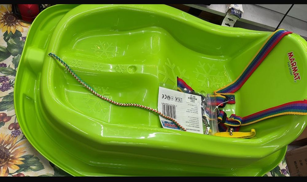 Vând sanie pentru copii