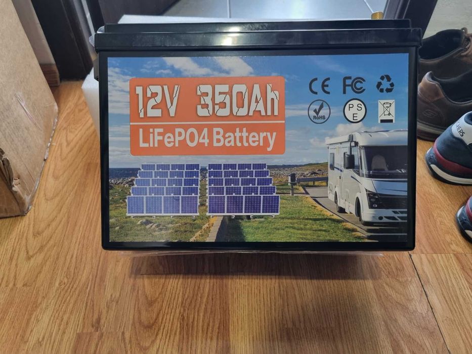 Baterie LiFePo4 12V, 350 Ah, BMS integrat și încărcător