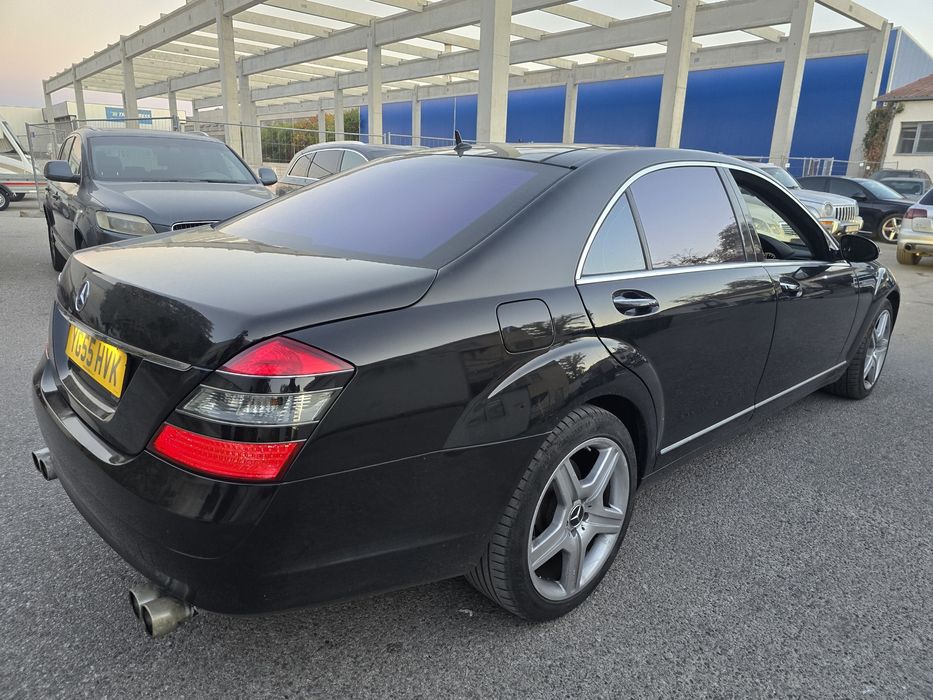 На части S500 W221 Mercedes 388 кс Harman Kardon 19AMG Дистроник Нощно