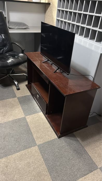 Тумба под телевизор