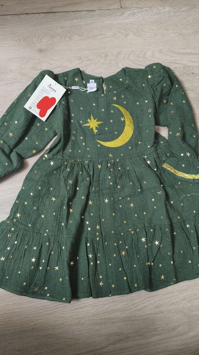 Продам платье для девочки