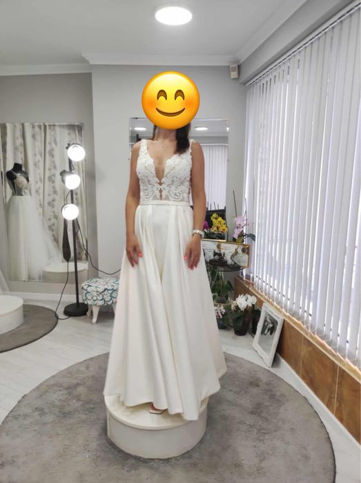 Булчинска рокля с воал