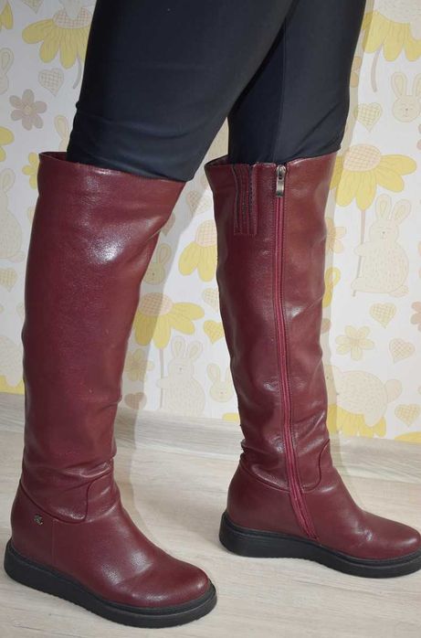 Дамски зимни високи ботуши