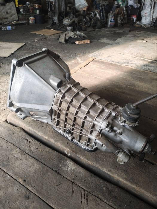 Продам МКПП четырехступенчатую