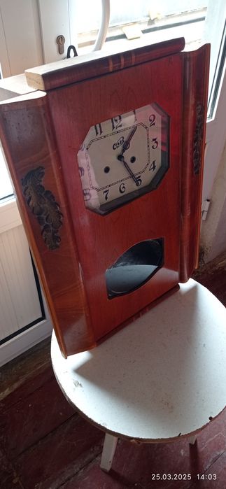 Савецкий don dong qiladigon soat sotiladi