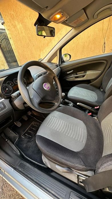 Fiat Grande Punto Fiat Grande Puncto 2008 Diesel 1.3L 75 CP 200 000 km