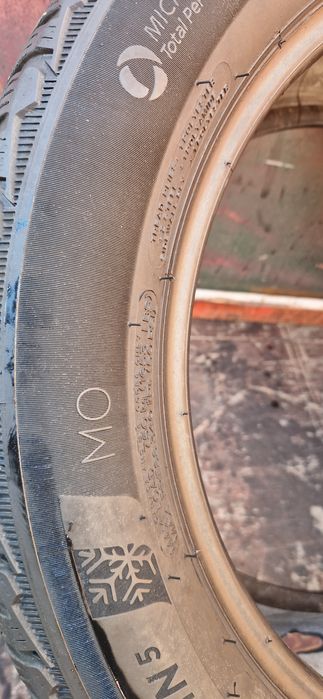 2 Anvelope Michelin 225 50 R17 M+S . Dot 2022