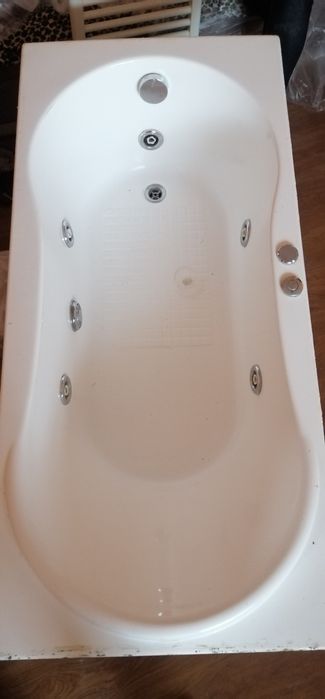 Vând cadă cu hidromasaj