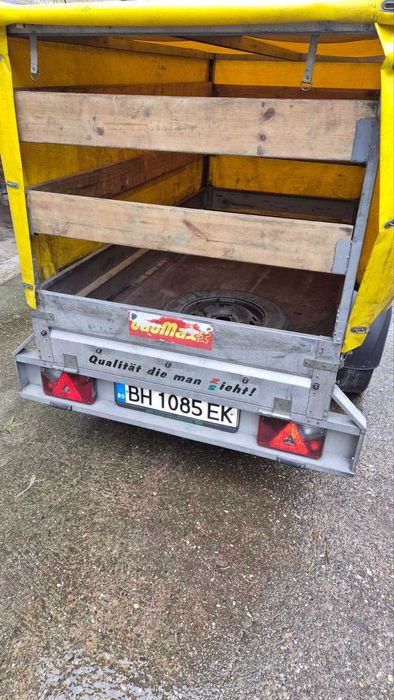 Ремарке за лек автомобил.