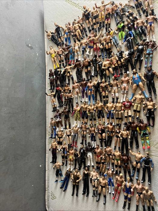 WWE екшън фигури играчки разпродажба на колекция loose action figures