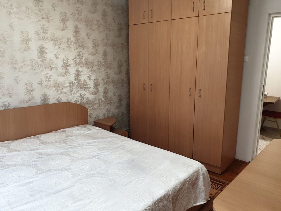 Apartament 3 camere de inchiriat