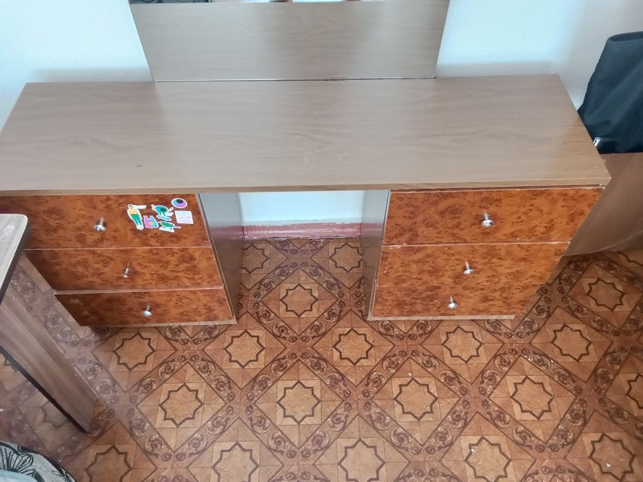 Срочно продам зеркало