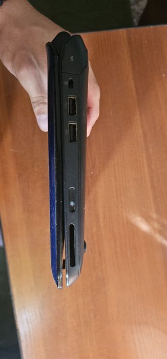 Продам рабочий ноутбук hp mini