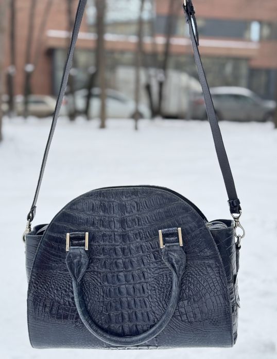 Кожаная сумка из крокодила