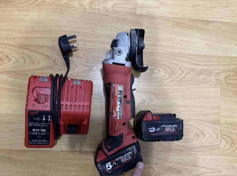 Флекс Milwaukee HD18 AG115