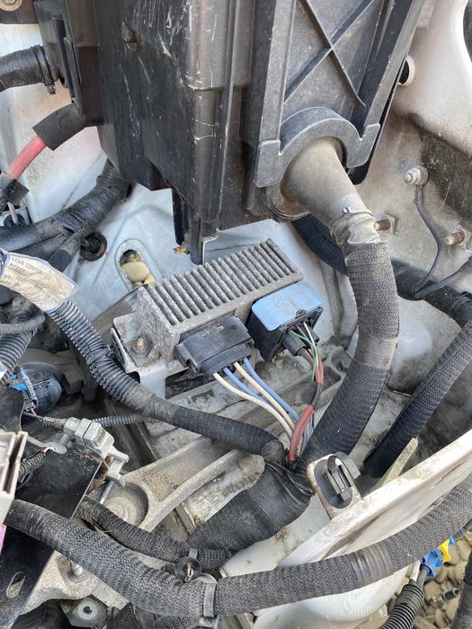 Releu bujii Opel Vivaro 1.6 Dci 2016