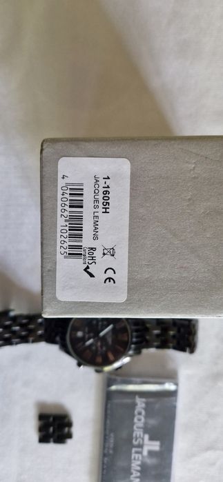 Продавам кварцов Jaques Lemans Capri 1-1605