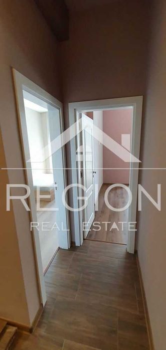 Дава се под наем Тристаен апартамент в Варна, Електрон - 85 кв.м за 648.21 € - Снимка #13