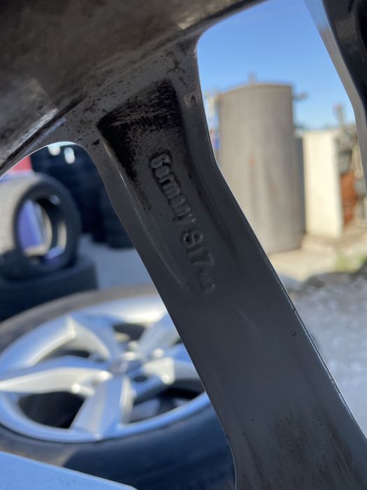 245/50/18 PIRELLI RunFlat 4бр. с джанти за BMW 5x112