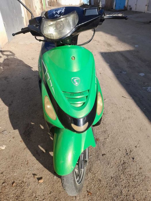 Продам мопед китаец