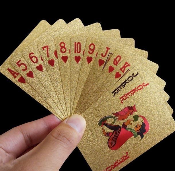 Промоция златни карти за игра 24к за покер